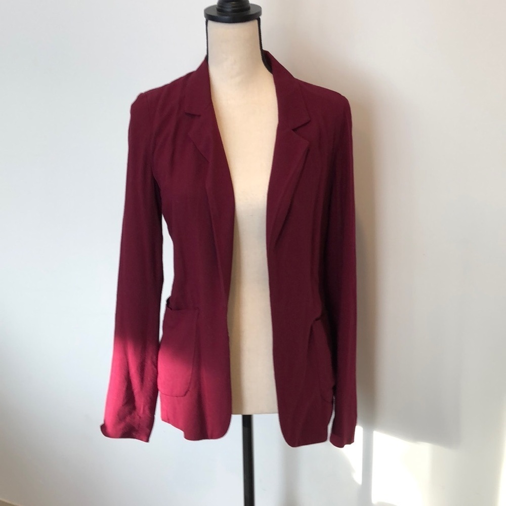 Talula Aritzia red blazer jacket collared SZ 2